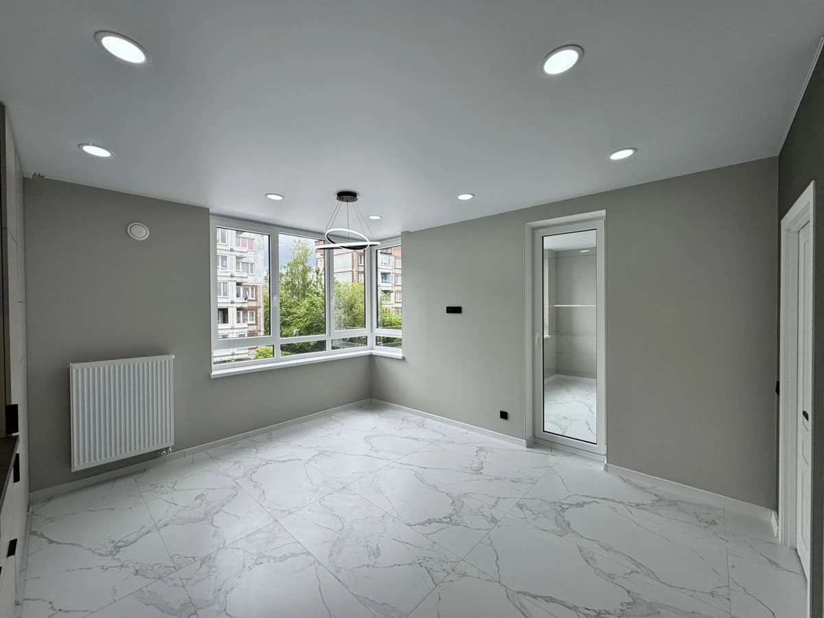 Трехкомнатная квартира в ЖК «Альпы»