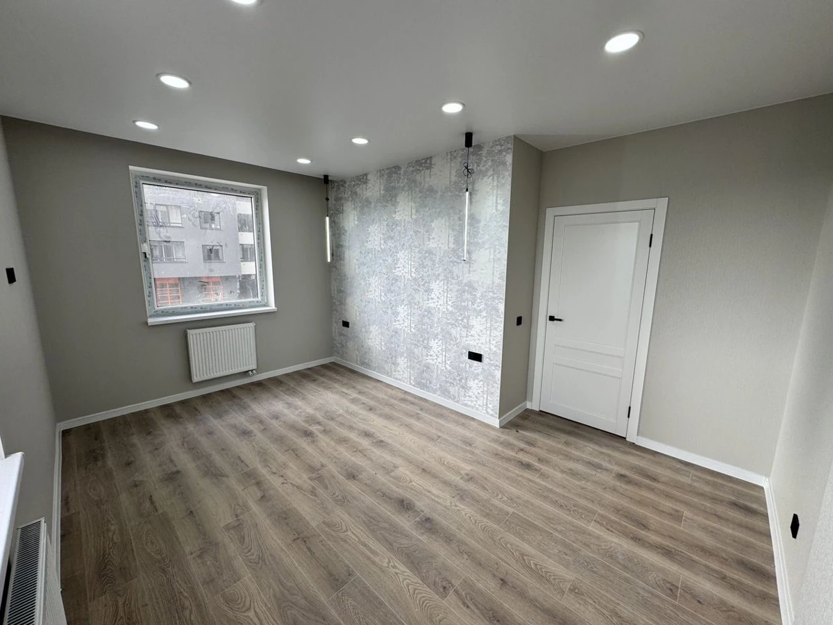 Трехкомнатная квартира в ЖК «Альпы»