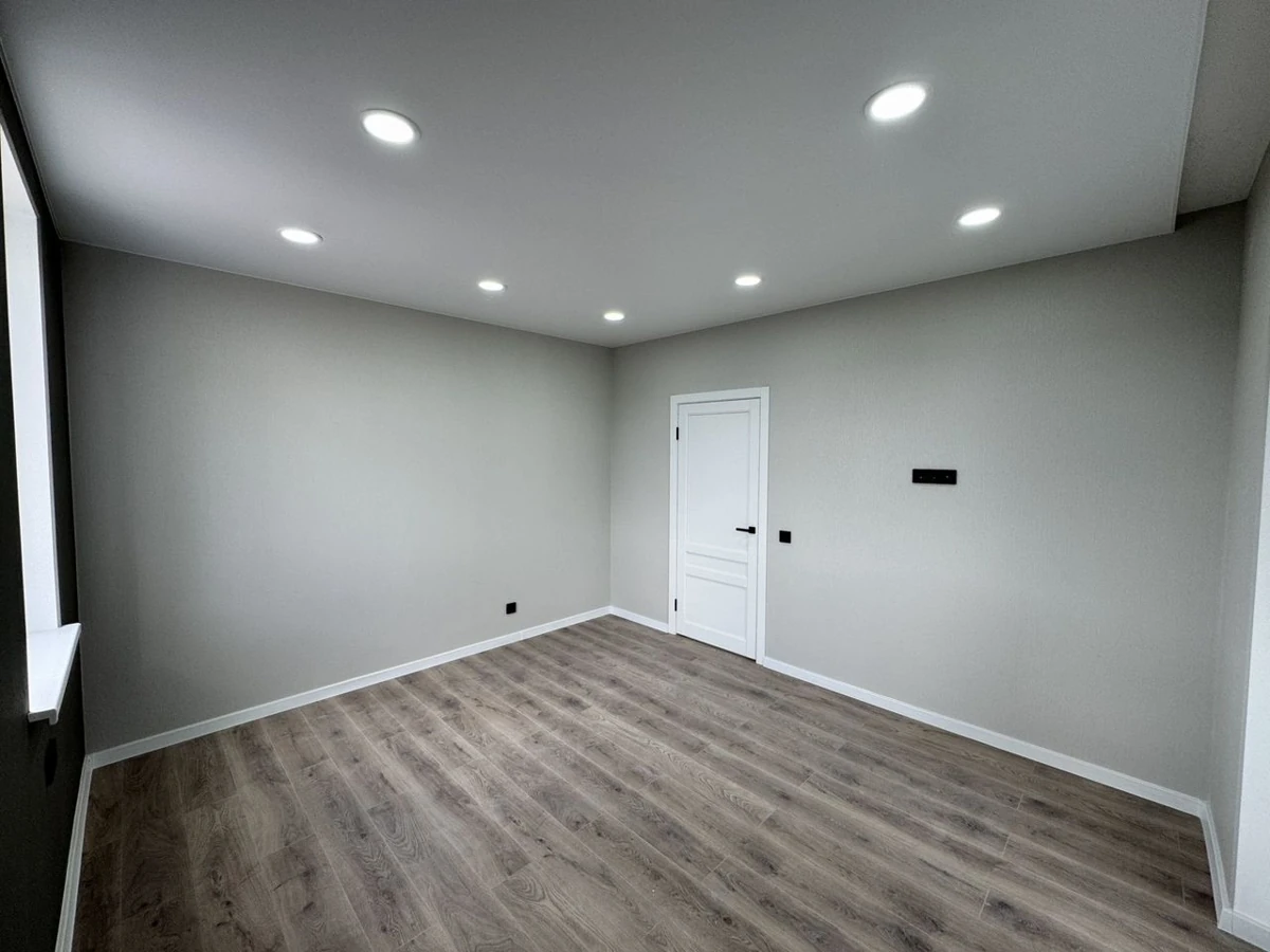 Трехкомнатная квартира в ЖК «Альпы»