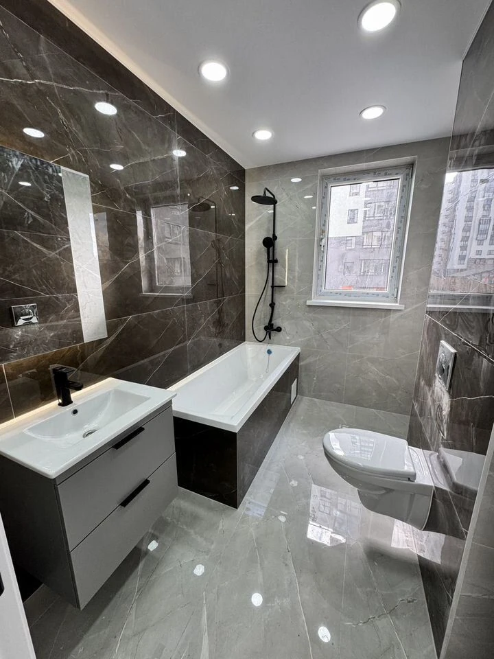 Трехкомнатная квартира в ЖК «Альпы»